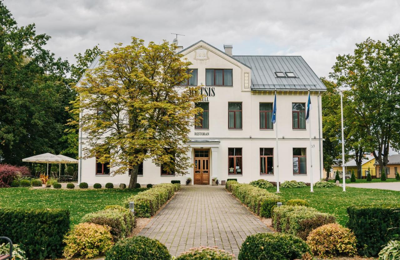 Hotel Metsis Valga Extérieur photo