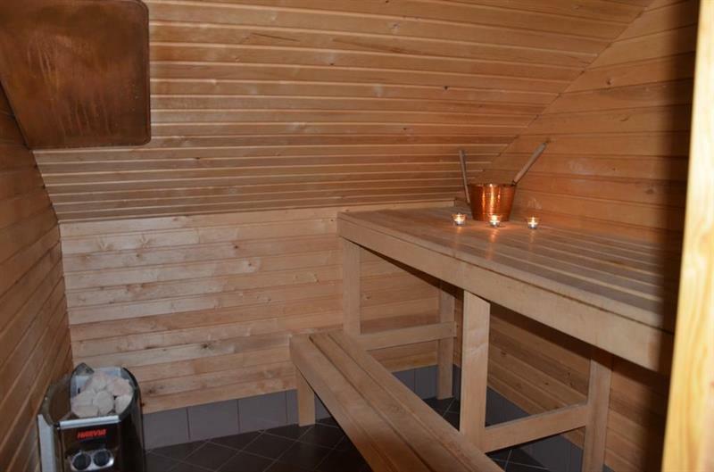 Hotel Metsis Valga Extérieur photo